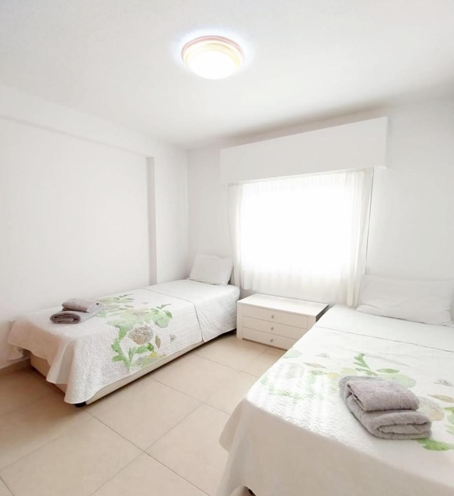 Sun Tower 101 Apartment Limassol Bagian luar foto